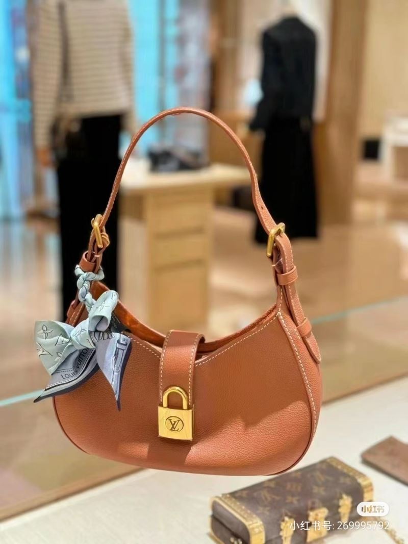 Louis Vuitton Hobo Bags